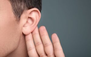 como desentupir o ouvido